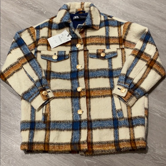 Zara Jackets & Blazers - NWT. Plaid Overshirt